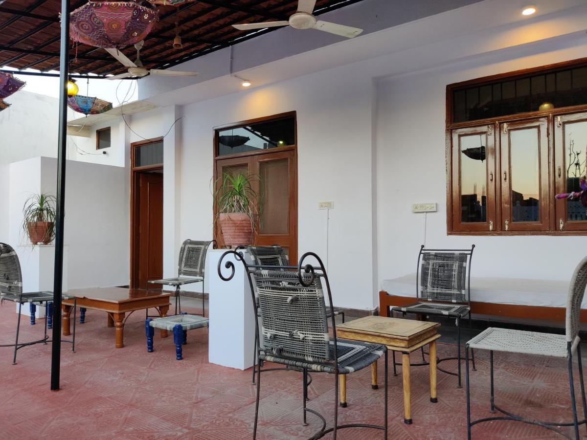 The Karauli Villa By Le Pension Stays Jaipur Dış mekan fotoğraf